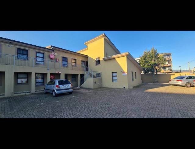 2 BEDROOM PROPERTY TO RENT IN TABLE VIEW